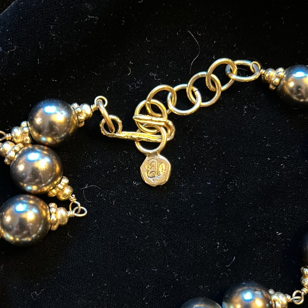 Vintage Emanuel Ungaro medallion Necklace - Picture 5 of 10